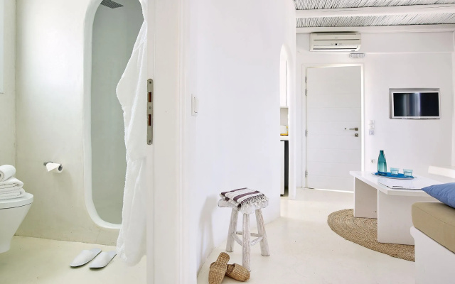 Delmar Apartments & Suites - Delmar Collection