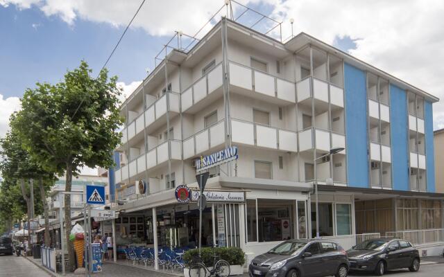 Hotel Sanremo Rimini вид на фасад