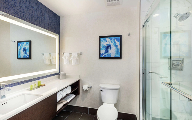 DoubleTree by Hilton Pomona