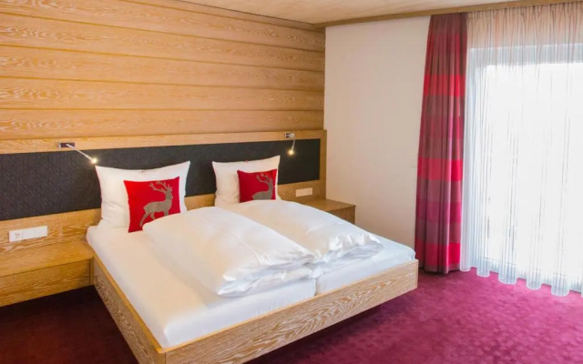 Hotel und Gästehaus Kreuz