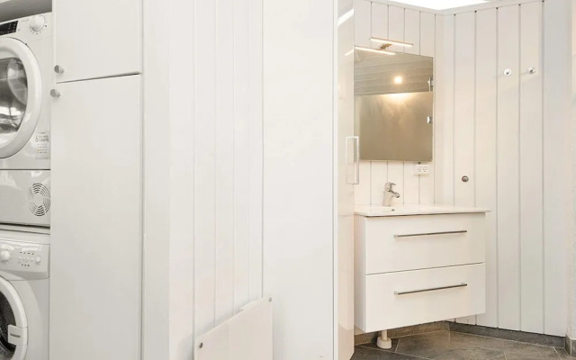 6 Person Holiday Home in Ebeltoft