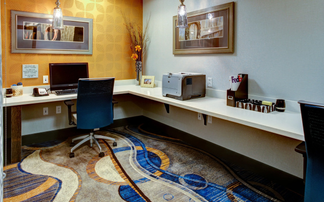 Hampton Inn & Suites Columbus