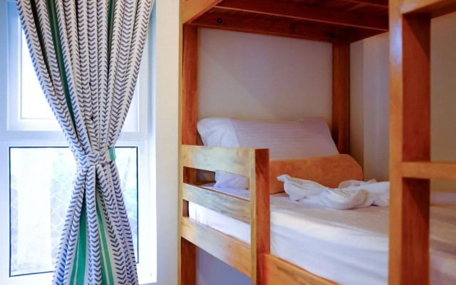 Kahanamoku Bed & Breakfast