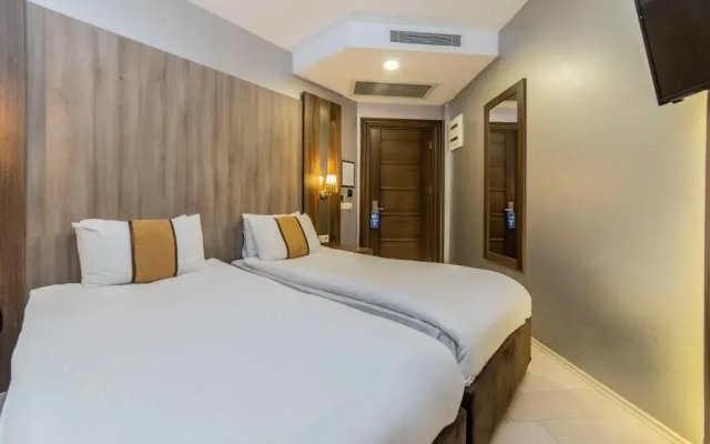 Royal Capital Thermal & Spa Hotel