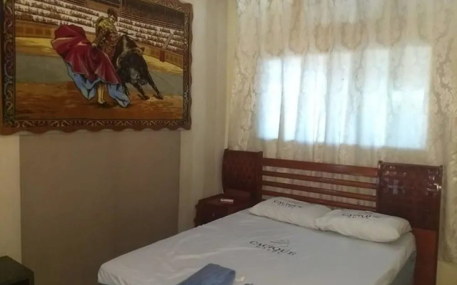 Hotel Cacique