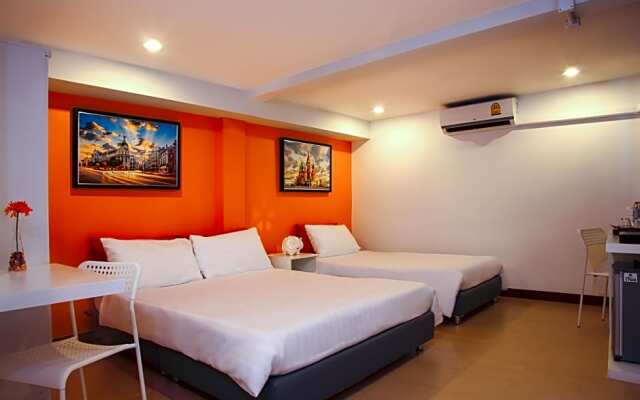 Отель Errday Guest House Бангкок комната для гостей