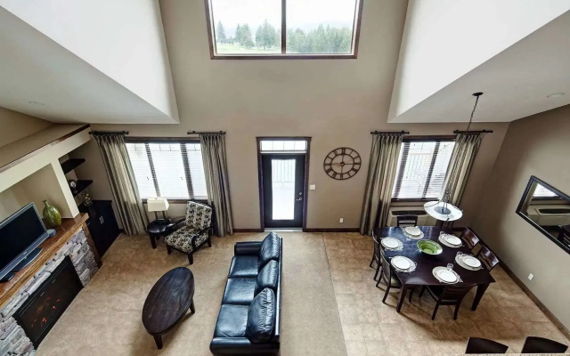 Bighorn Meadows Resort