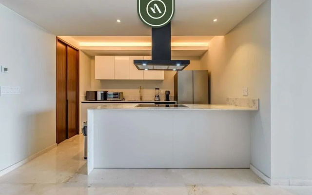 New 3BR Condo - Oceanview Terrace - Private Beach