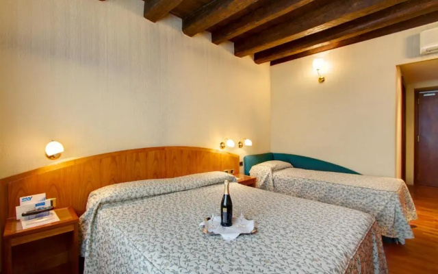 Hotel Corot