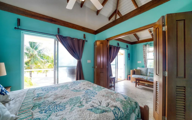 Lucky Duck Villa - Private Beach Escape