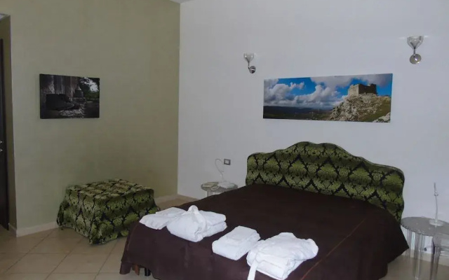 Regalpetra Hotel