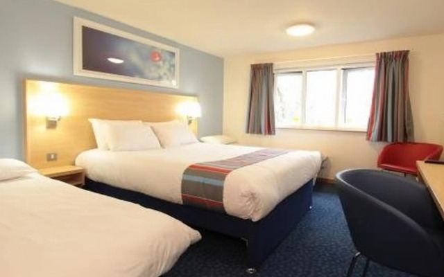 Travelodge Camberley Central