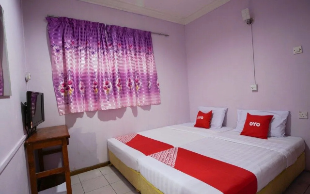 OYO 89482 Hotel Casero Inn