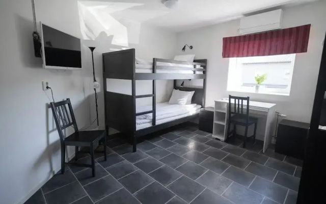Brink Annex