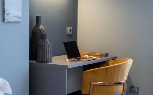 VIVI MILANO 5 bussiness room
