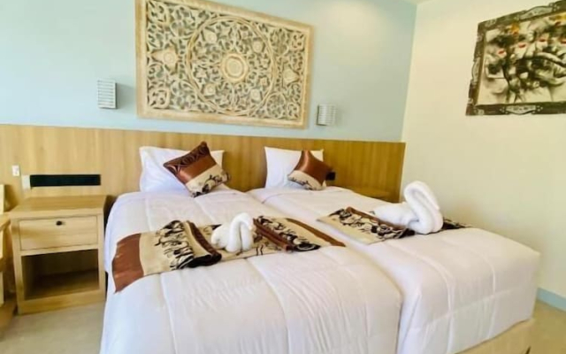 Solaluna Beach Homestay