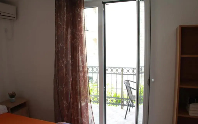 Mitko Apartments