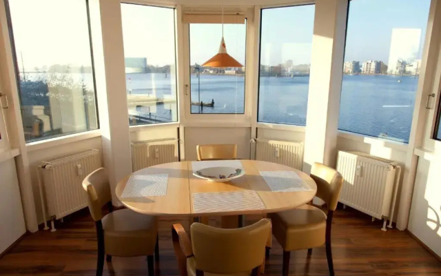 Apartment 8