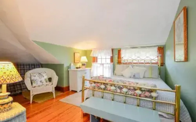 Cranberry Gardens Inn