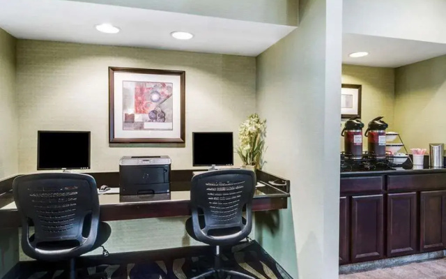 Comfort Inn