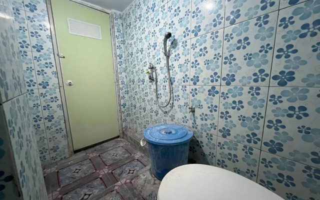 Hotel O Rafira Losmen NearYani Heahlerr
