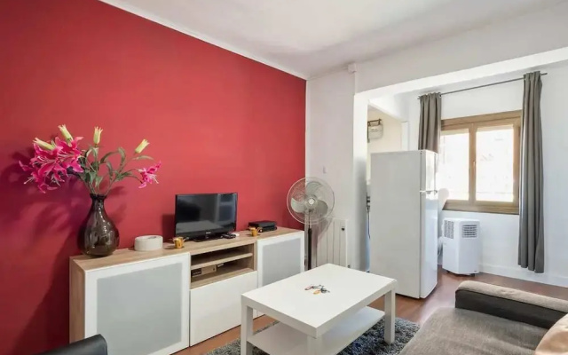 Comfortable 2 Bedroom Flat Near Florida Station