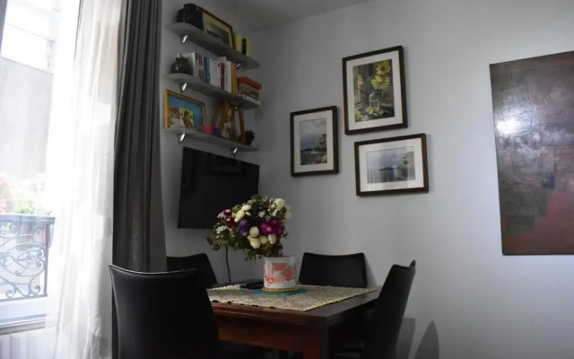 Charming Apartment near The Eiffel Tower