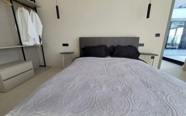 La Mirage Group Villas
