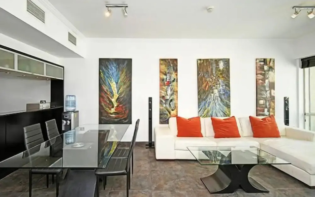 Al Majara 5 by Deluxe Holiday Homes