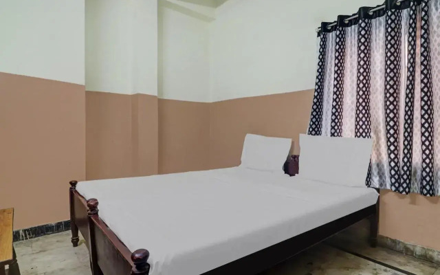 SPOT ON Sri Sai Lohith Lodge Near Secunderabad Railway Station