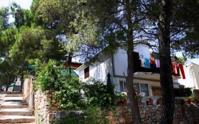 Apartments Brac Osibova