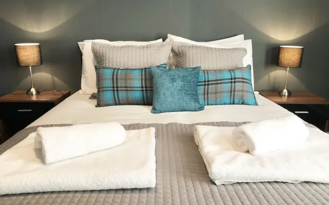 Dundee Serviced Apartment