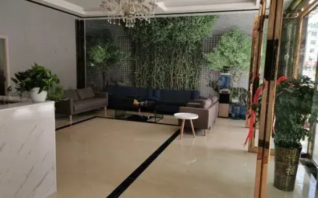 Huangguoshu Champs Elysees Inn