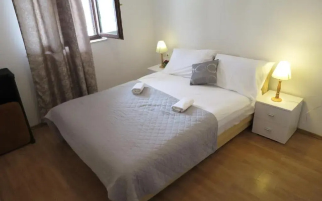 Apartments Milica