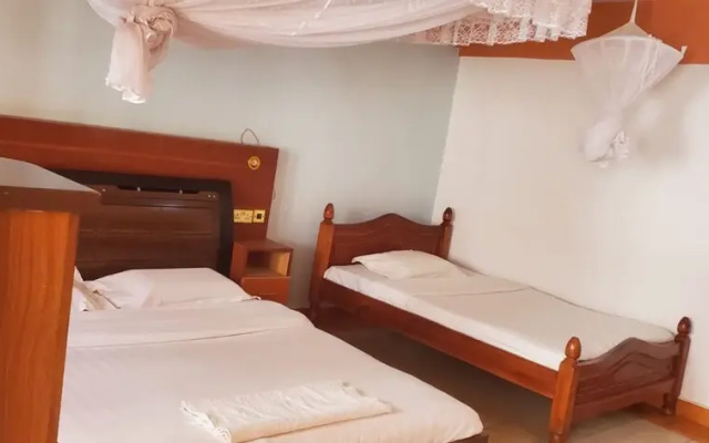 Maralink Hotel