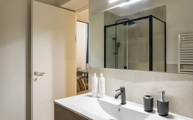 Zecca Contemporary Loft