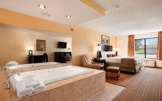 Ramada Wisconsin Dells