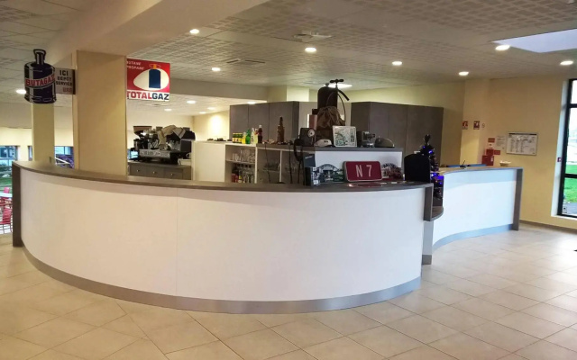 Brit Hotel Montargis