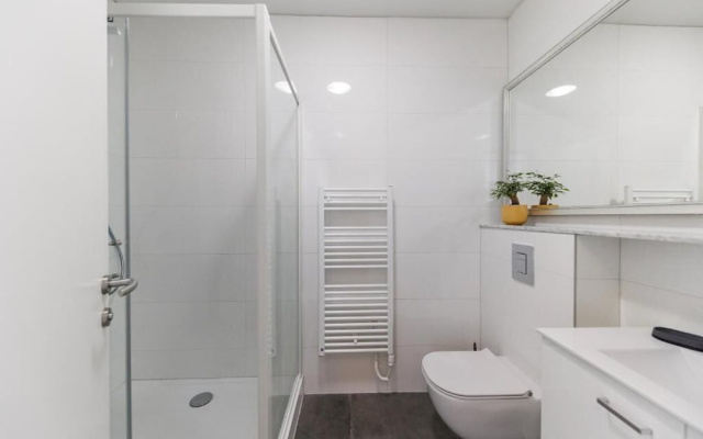 365 Sunsets Apartment by Belmont Realty