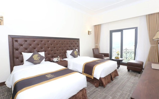 Phoenix Hotel