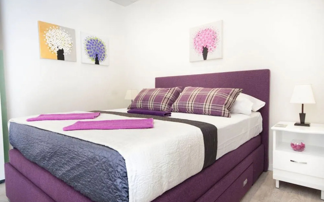Apartments Pina and Lavender