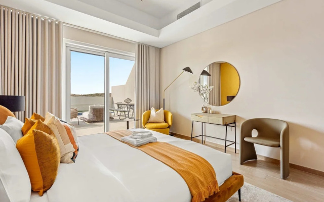 Silkhaus Beach Villa Private Pool 3BR Maid