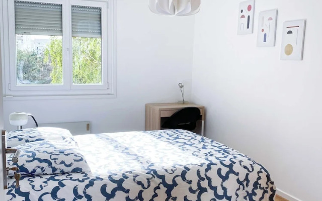 Private Room in Shared Apartment - Villeurbanne