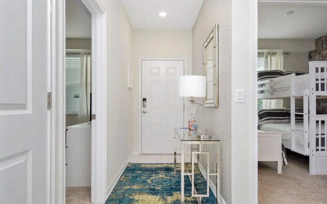 106 Apartment Storey Lake  44309 / 46929