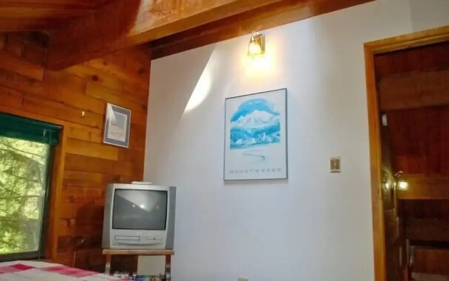 Mt. Baker Lodging Cabin 26 (Sleeps 8)