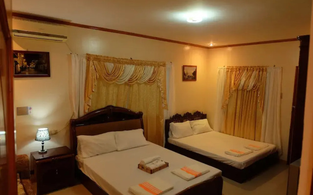 The Orange House - Vigan Villa