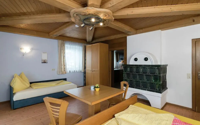Mountain View Apartment With Sauna In Taxenbach