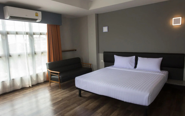 Iron Resort&Hotel