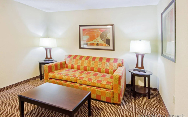 Holiday Inn Express & Suites Rome-East by IHG