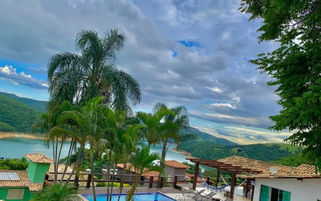 Vista do Lago - Casa para 16 pessoas com 4 quartos